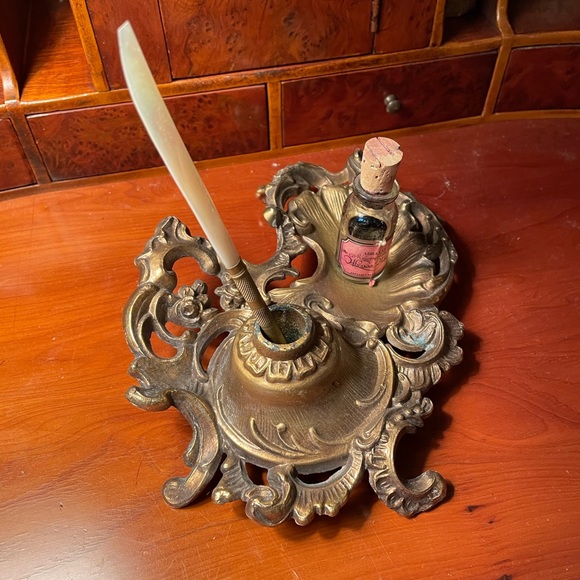 Antique Art Nouveau Inkwell - Picture 3 of 5